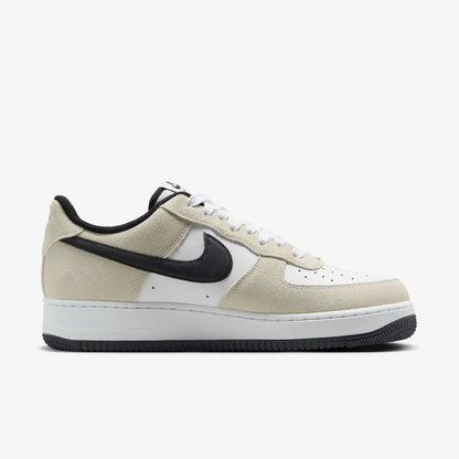 Nike Air Force 1 '07 LV8